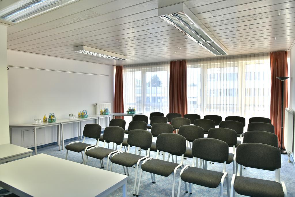 Hotel Dorotheenhof Cottbus Bagian luar foto