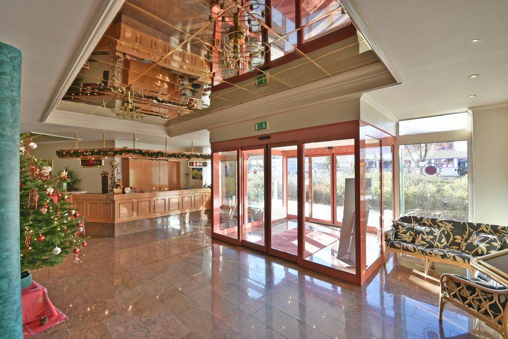 Hotel Dorotheenhof Cottbus Bagian luar foto