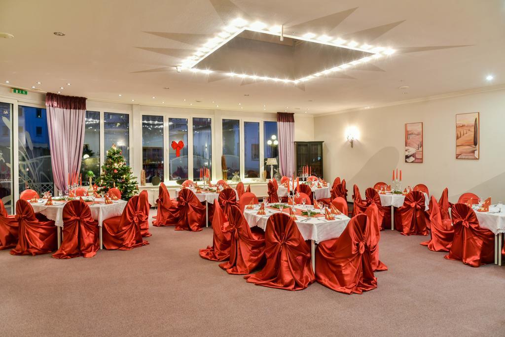 Hotel Dorotheenhof Cottbus Bagian luar foto