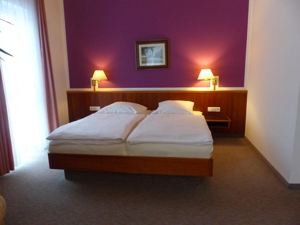 Hotel Dorotheenhof Cottbus Bagian luar foto