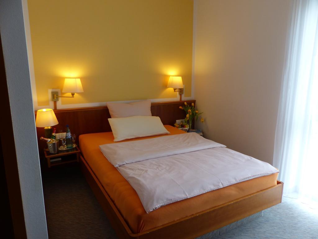Hotel Dorotheenhof Cottbus Bagian luar foto