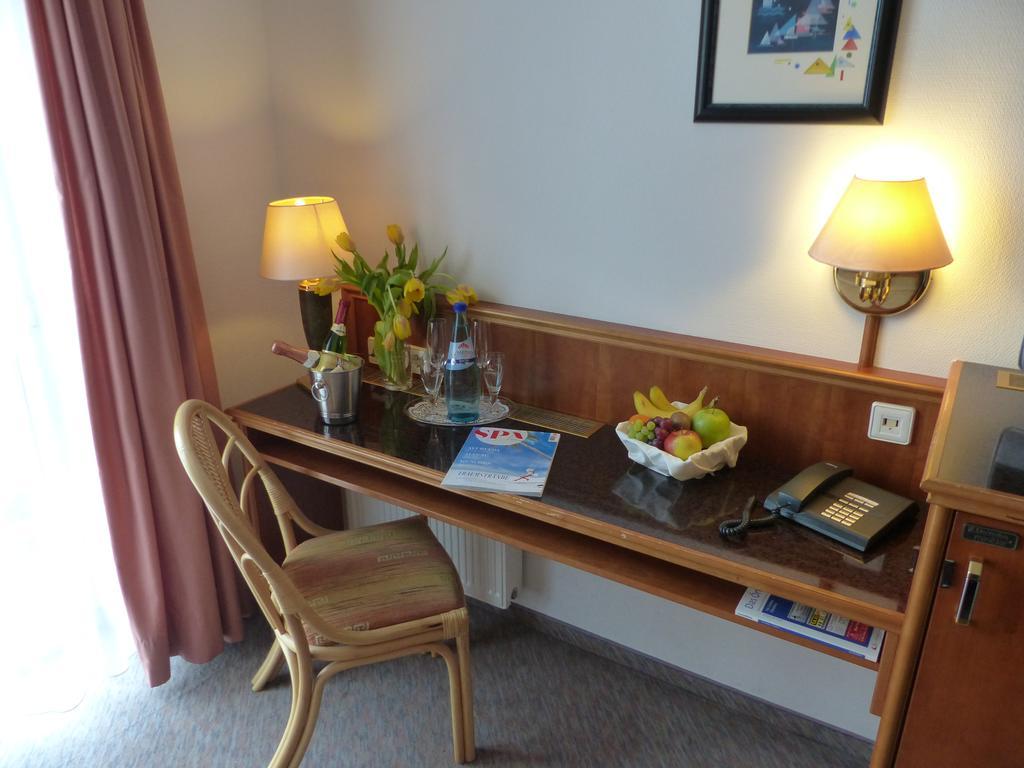 Hotel Dorotheenhof Cottbus Bagian luar foto
