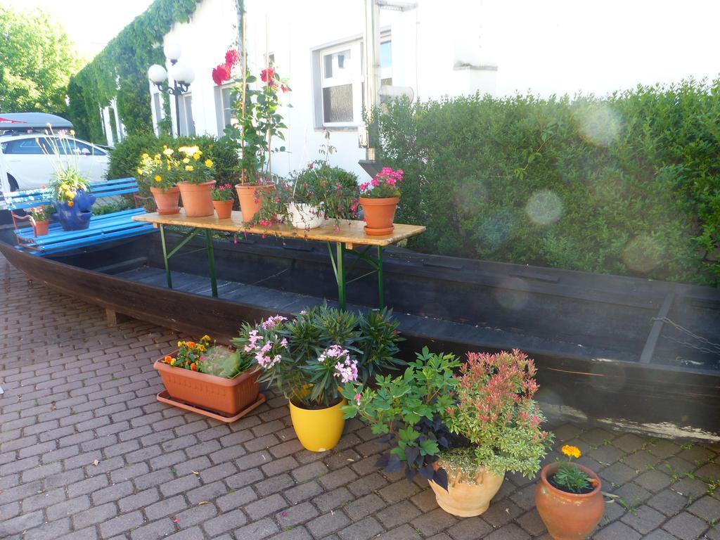 Hotel Dorotheenhof Cottbus Bagian luar foto